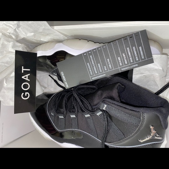 Jubilee Jordan 11’s Size 11 - Picture 5 of 5